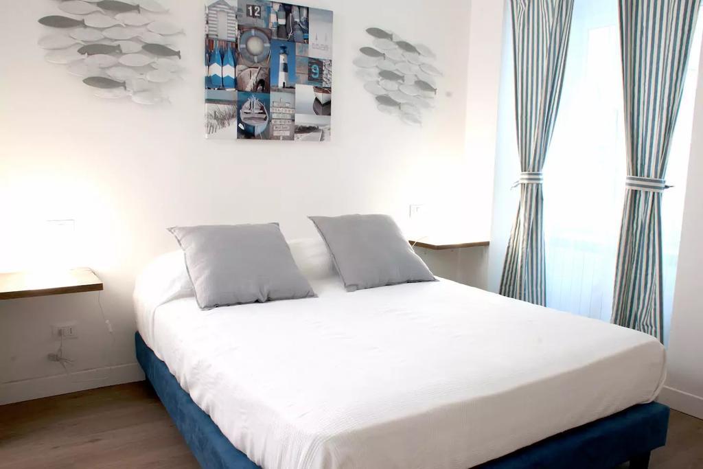 La Spezia City Apartment Minzoni 20 ภายนอก รูปภาพ
